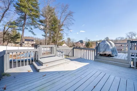134 Christopher Ter, West Springfield, MA 01089 photo 10