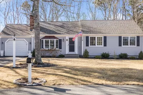 12 Wintergreen Ln, Harwich, MA 02645