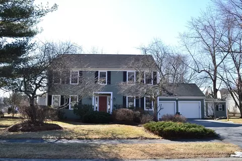 1 Abenaki Rd, Northborough, MA 01532