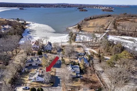 21 Surry Rd, Hingham, MA 02043 photo 2