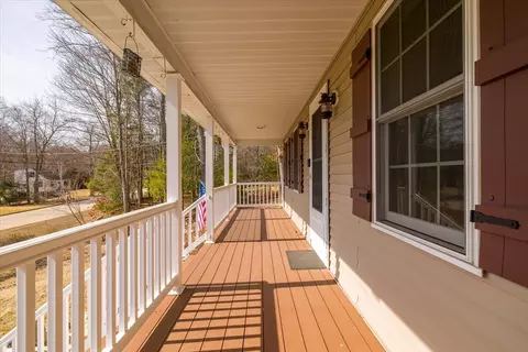 32 Camile Rd, Webster, MA 01570 photo 4