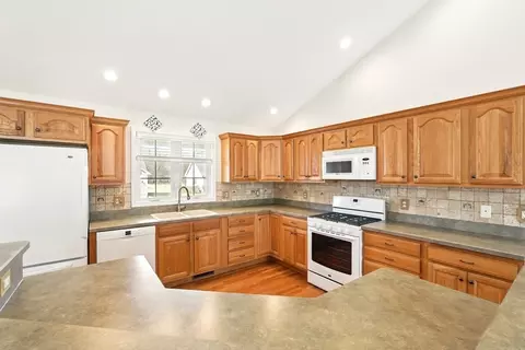 22 Lazy D Dr #22, Easthampton, MA 01027 photo 20