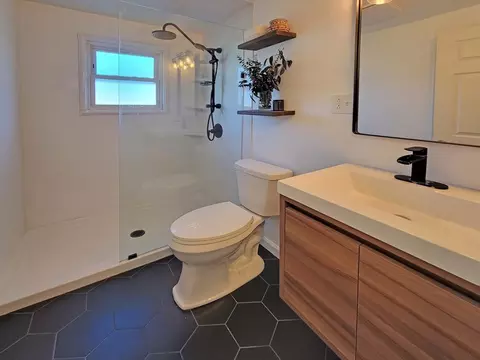 23 E Maple St, Easthampton, MA 01027 photo 21