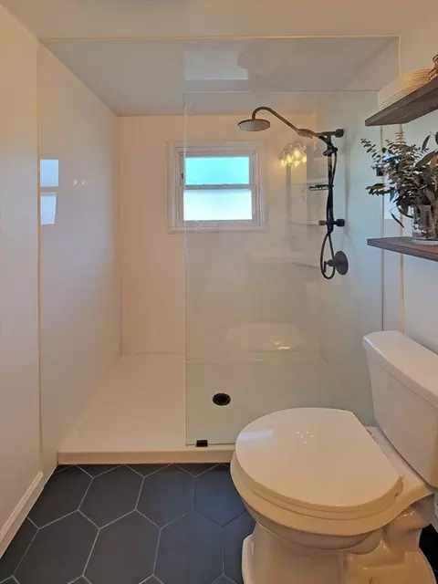 23 E Maple St, Easthampton, MA 01027 photo 19
