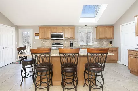 29 Reo Rd, Maynard, MA 01754 photo 10