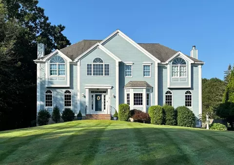 6 Douglass Ln, Andover, MA 01810