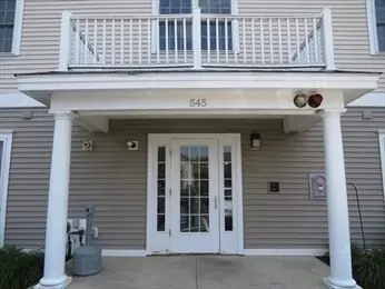 545 Page St #306, Stoughton, MA 02072