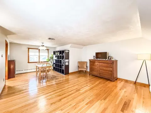 16 Elliot Ave, Chicopee, MA 01020 photo 20