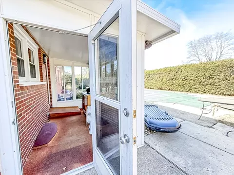 16 Elliot Ave, Chicopee, MA 01020 photo 38