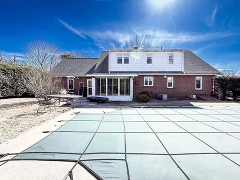 16 Elliot Ave, Chicopee, MA 01020 photo 35