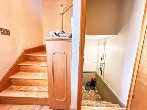 16 Elliot Ave, Chicopee, MA 01020 photo 30
