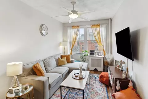 282 Newbury St #12, Boston, MA 02116