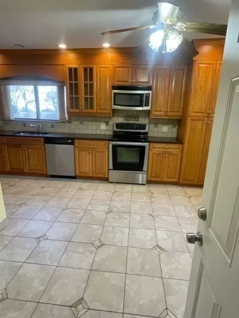 9 Chase St, Danvers, MA 01923 photo 21