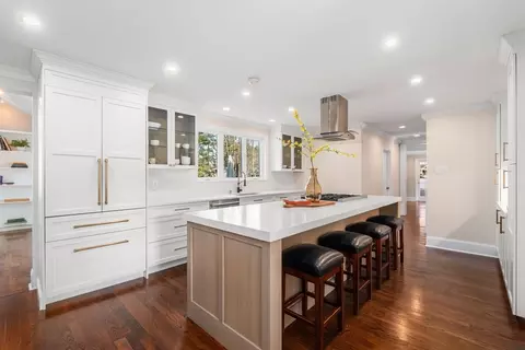 39 Westerly Rd, Weston, MA 02493 photo 4