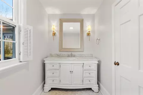 39 Westerly Rd, Weston, MA 02493 photo 18
