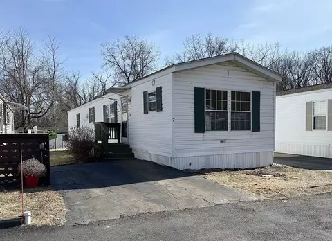 47 Washington St #7, Auburn, MA 01501
