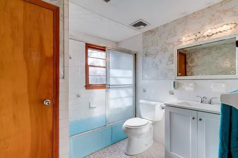 Bath - 2 Whitfield Way, Canton, MA 02021 photo 1 of 1