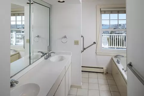 4 Bay View Ave, Hingham, MA 02043 photo 27