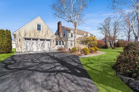 302 Boston Rd, Sutton, MA 01590 photo 3
