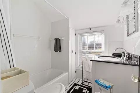 302 Boston Rd, Sutton, MA 01590 photo 29