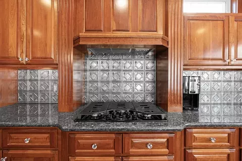 302 Boston Rd, Sutton, MA 01590 photo 10