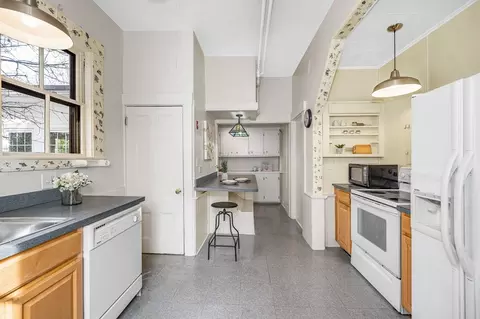 Kitchen - 62 Linden St, Reading, MA 01867 photo 3 of 4