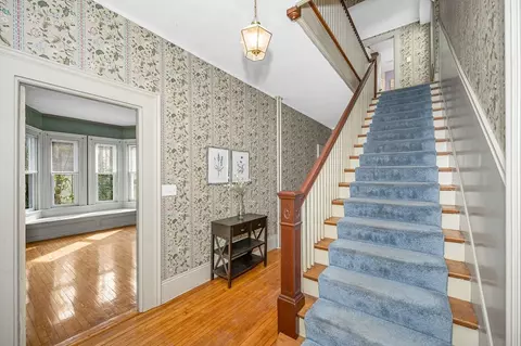 Entry Way - 62 Linden St, Reading, MA 01867 photo 2 of 5
