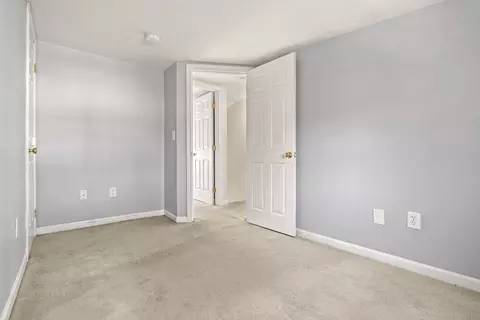 Bedroom - 10 Capen Ln, Dedham, MA 02026 photo 5 of 7