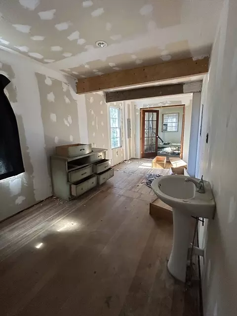 65 West St, Ware, MA 01082 photo 30