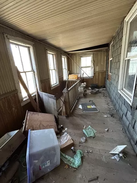 65 West St, Ware, MA 01082 photo 25