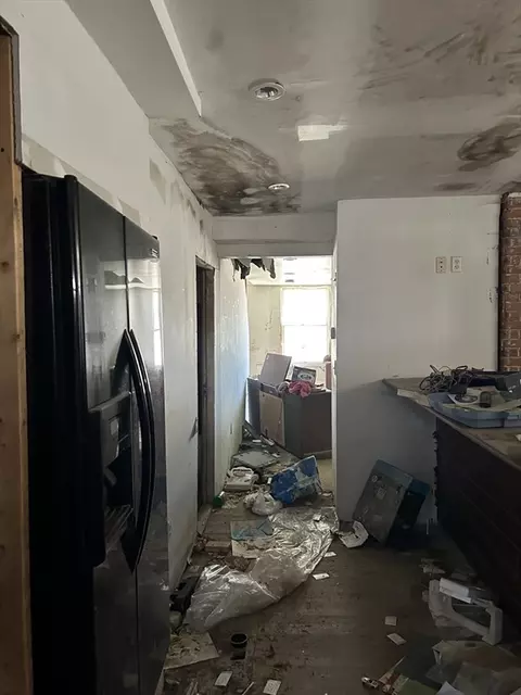 65 West St, Ware, MA 01082 photo 11