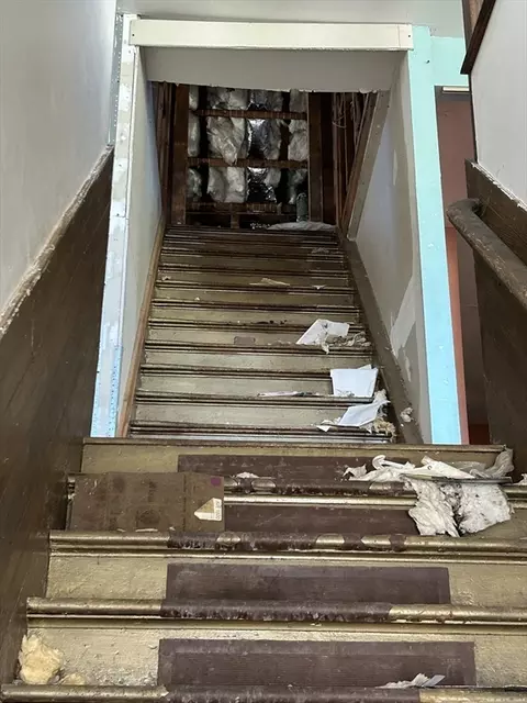 65 West St, Ware, MA 01082 photo 16