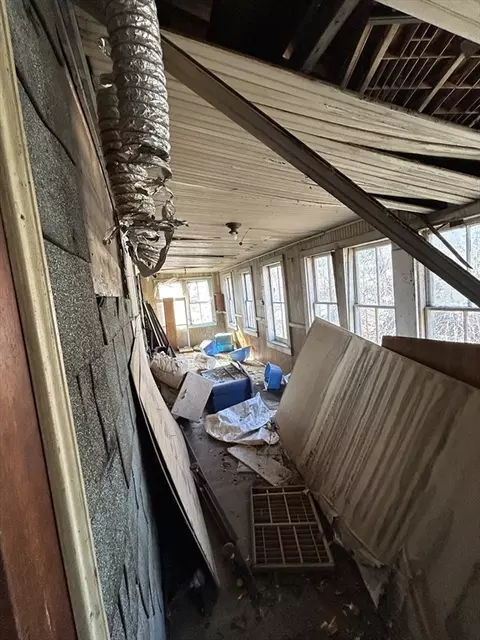 65 West St, Ware, MA 01082 photo 24