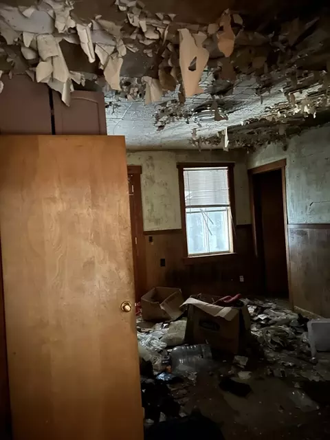 65 West St, Ware, MA 01082 photo 34