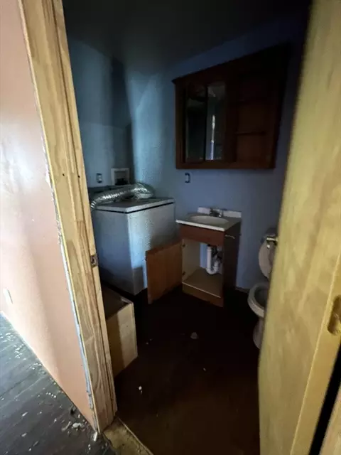 65 West St, Ware, MA 01082 photo 26