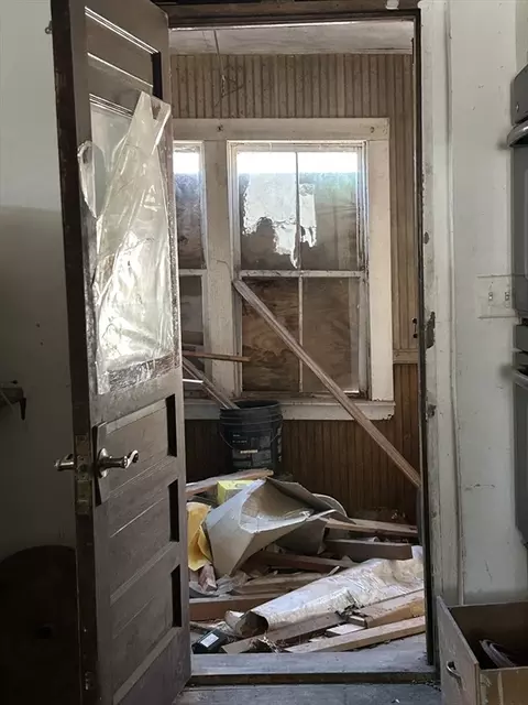 65 West St, Ware, MA 01082 photo 17
