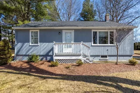 86 Wayside Rd, Worcester, MA 01605