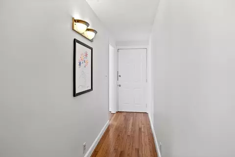 Entry Way - 86 Wayside Rd, Worcester, MA 01605 photo 1 of 1