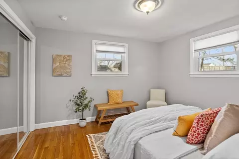 Bedroom - 86 Wayside Rd, Worcester, MA 01605 photo 2 of 5