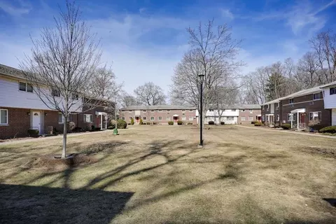 56 Morency St #93, Natick, MA 01760