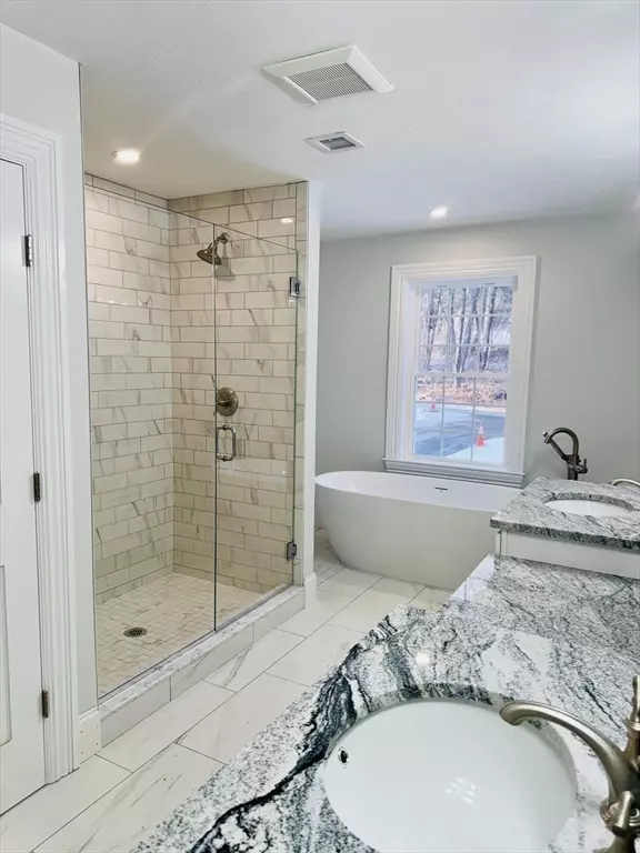 Bath - 200 Randall Rd, Berlin, MA 01503 photo 1 of 4