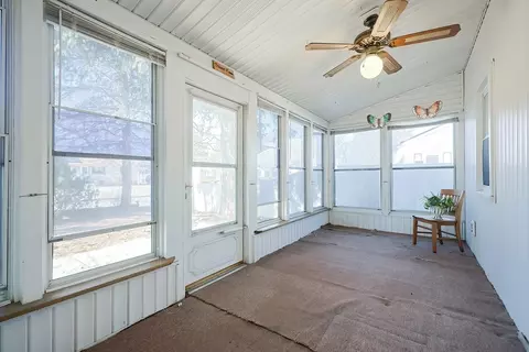 65 Patterson Ave, Springfield, MA 01119 photo 3