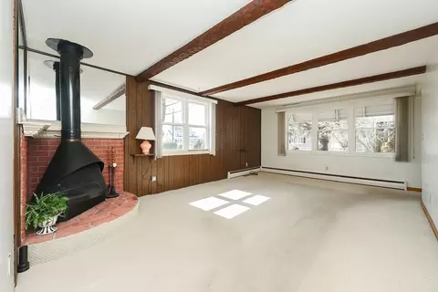 65 Patterson Ave, Springfield, MA 01119 photo 5