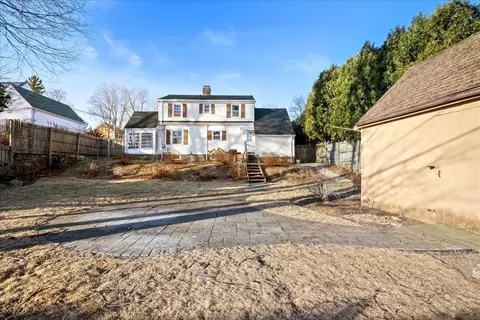 Exterior - 8 Stoneleigh Rd, Worcester, MA 01606 photo 8 of 15