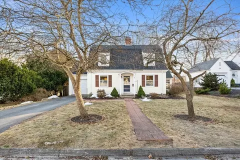 Exterior - 8 Stoneleigh Rd, Worcester, MA 01606 photo 3 of 15