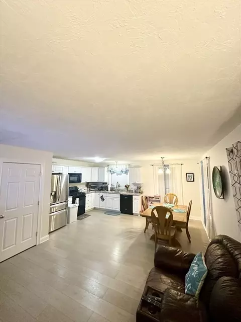 18 Longview Cir #A, Ayer, MA 01432 photo 3