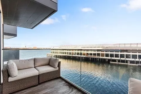 300 Pier 4 Blvd #5J, Boston, MA 02210