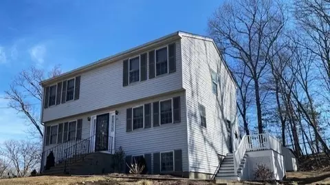 42 Clews St, Shrewsbury, MA 01545