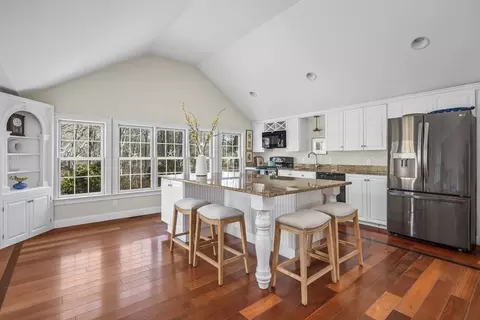 108 Main St, Barnstable, MA 02635 photo 18