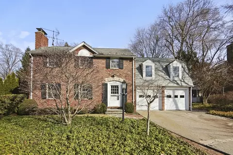 116 Pleasantview Ave, Longmeadow, MA 01106